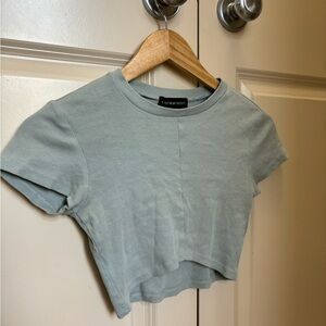 cropped t shirt